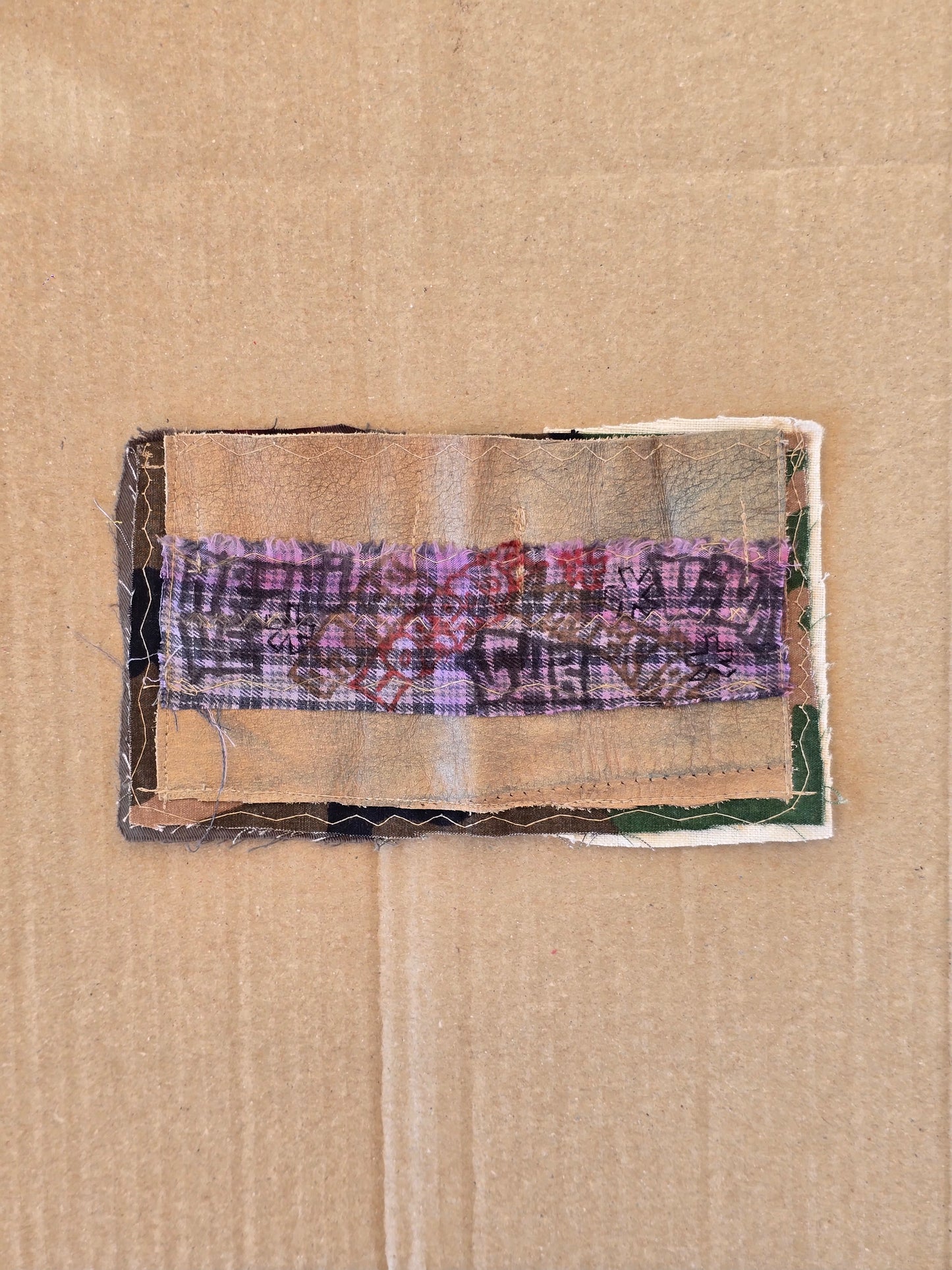 Survive.archive – Other Wallet: Viola