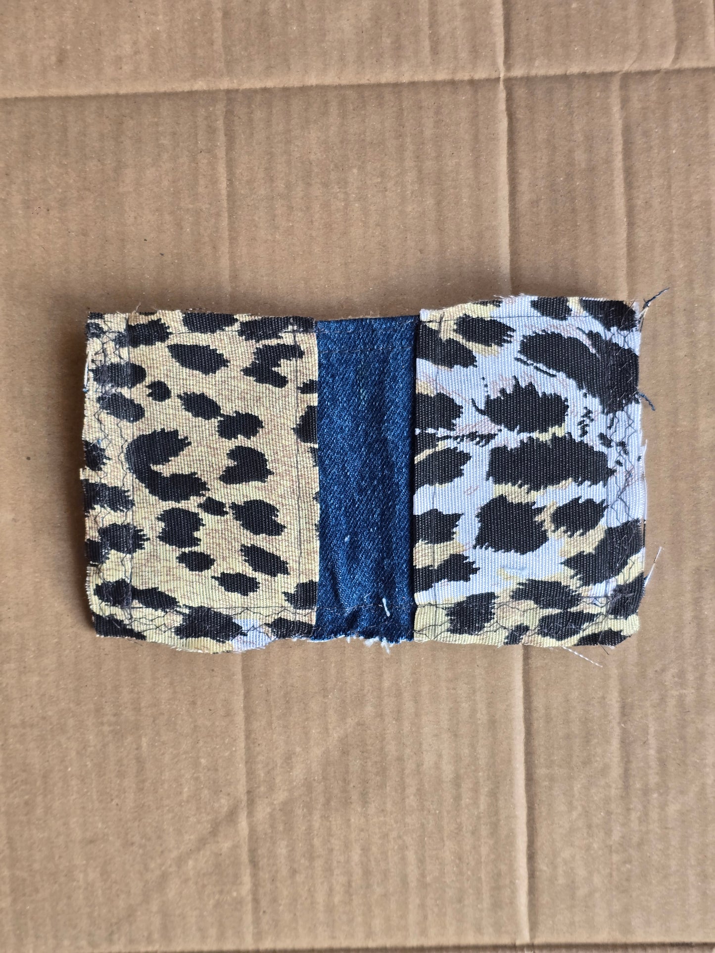 Survive.archive - Other Wallet: Graffio