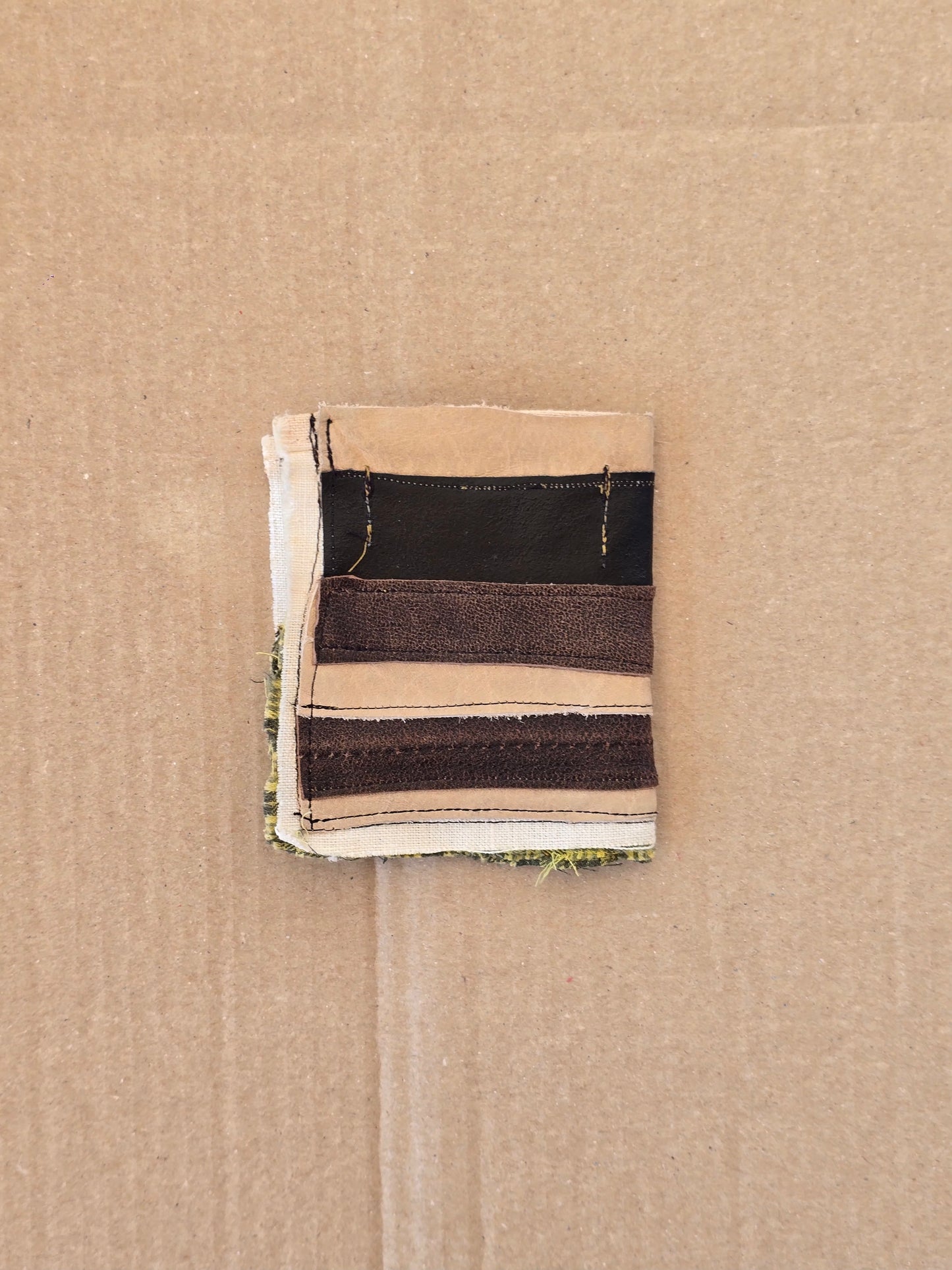 Survive.archive – Other Wallet: Striscia